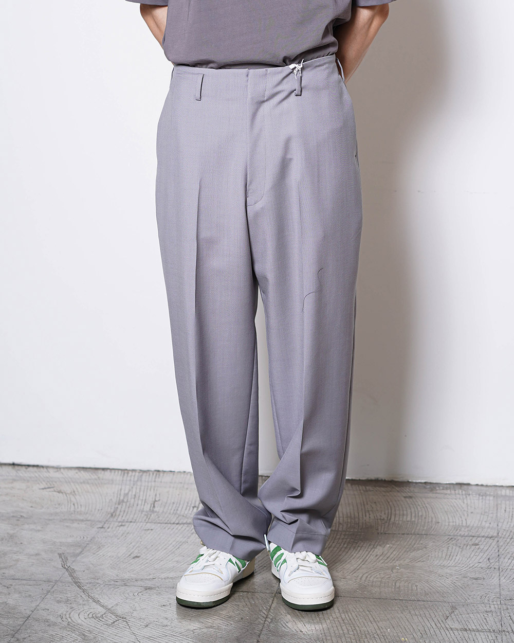 Stitchless Trousers (Gray)